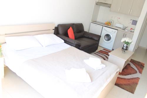 Фото 
Alex Beach Apartment 31
