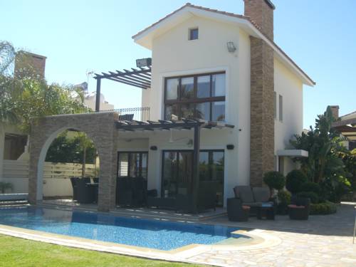 Фото 
Panthea Holiday Village Water Park Resort
