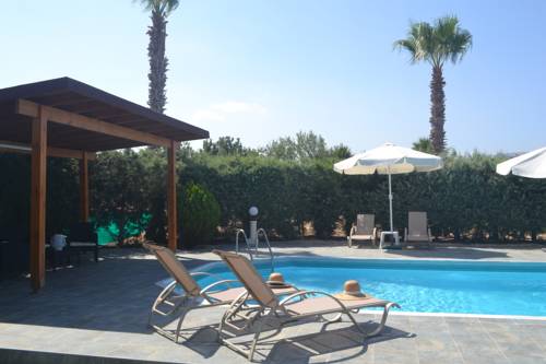 Фото 
Avra Family Maisonettes
