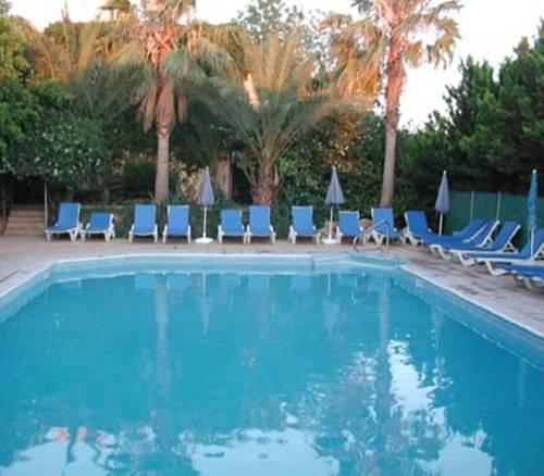 Фото 
Demetris Apartments
