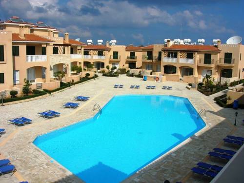 Фото 
Kapparis Beach Apartment
