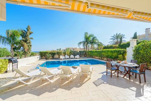 Фото 
Crystal View
