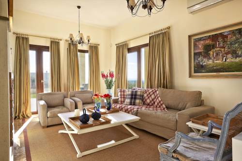 Фото 
Villa Michaella
