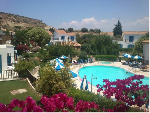 Фото 
43 Kermia Beach Apartment
