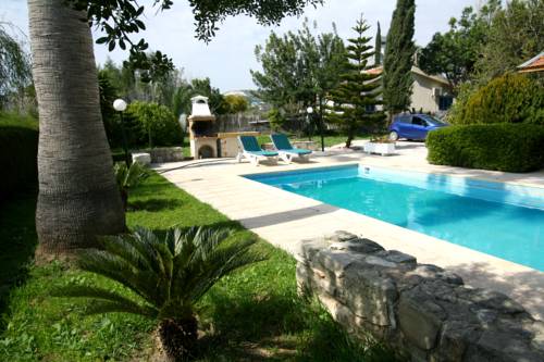 Фото 
Apartment Oroklini
