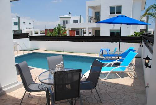 Фото 
Zangoulos Villa
