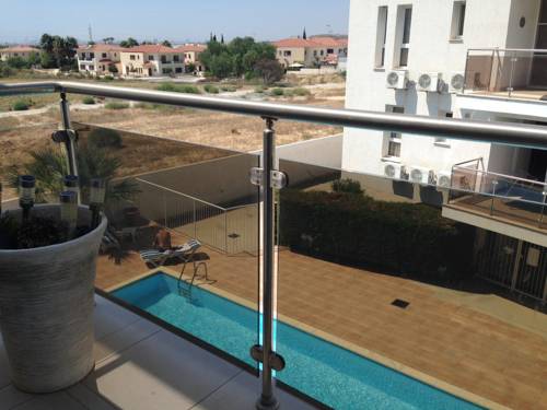 Фото 
Highview Gardens D2102
