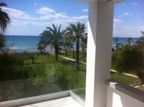 Фото 
Mazotos Hills Villa
