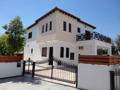 Фото 
High View Gardens
