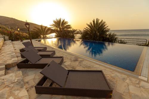 
Platres Country House
