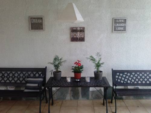 Фото 
The Clock House
