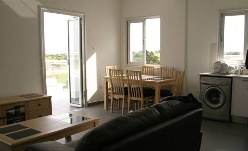 Фото 
Shenkin Vilmar Apartments
