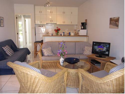 Фото 
Dizengoff Suites
