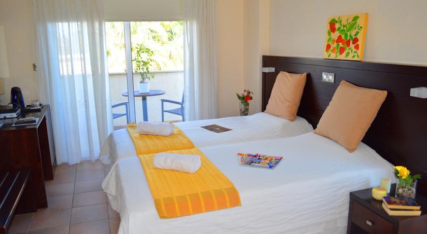 Фото 
Hotel Gilgal
