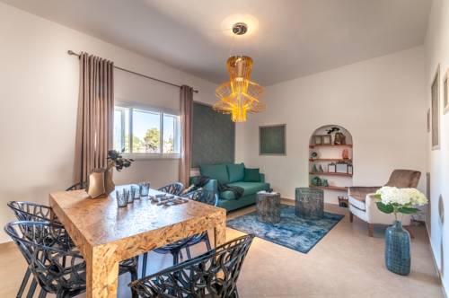 Фото 
Ariela&#39;s Place
