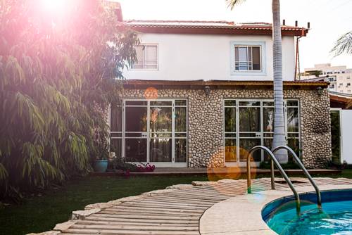 Фото 
Eilat Yanis Apartments
