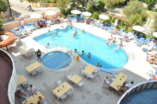 Фото 
Kleopatra Tac Hotel & SPA
