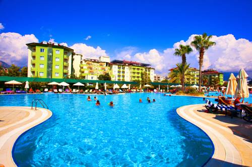 Фото 
Green Garden Apart Hotel
