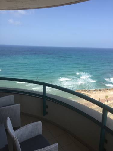 Фото 
German Colony Guest House
