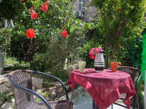 Фото 
Apartment With Sea View
