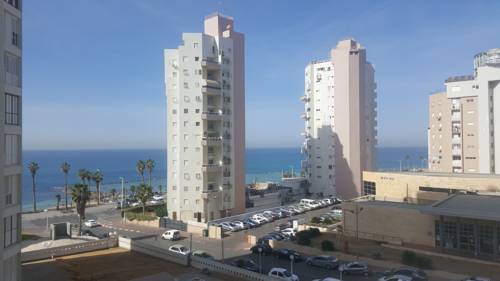 Фото 
ApartHotel &quot;Ha-Tzomet&quot;
