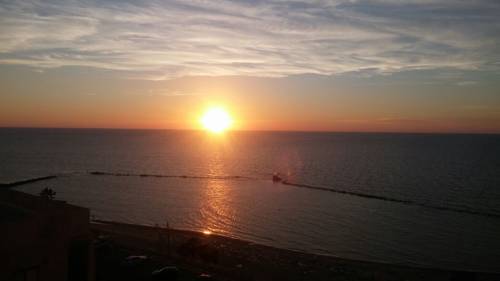 Фото 
Ezore Yam Bat-Yam Apartments - Ben-Gurion 138
