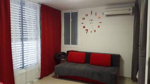 Фото 
ArendaIzrail Apartment - Ben Gurion 81
