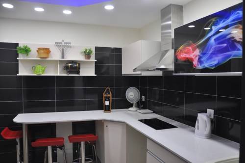 Фото 
Carmel Luxury Apartments
