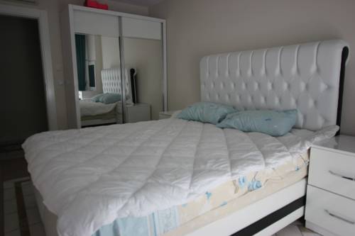 
Luxury two bedrooms apartment next to the Cleopatra beach
