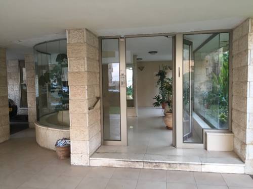 Фото 
Arazim Complex
