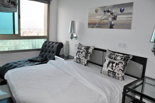 Фото 
Chalet Mansion
