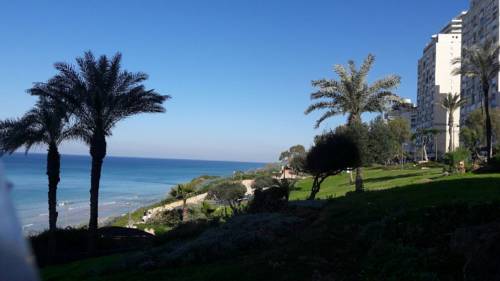 Фото 
Cozy and Lovely apartment in Central Tiberias
