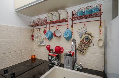 Фото 
Marina Village Apt
