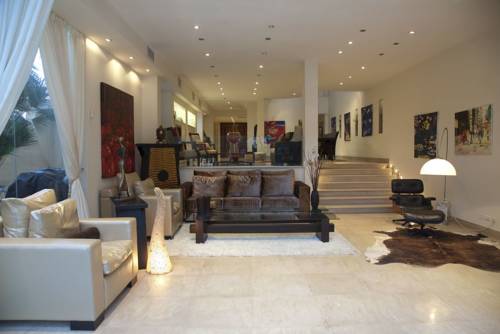 Фото 
Rosenthalis Hotel
