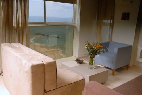 Фото 
Mor Mansion
