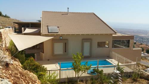 Фото 
HI - Arad Hostel
