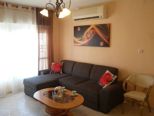 Фото 
Ashdod Suites Private Bedrooms
