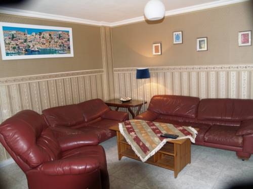 Фото 
Dream To The Sea Suites
