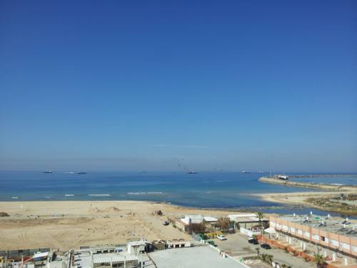 Фото 
Desert Shade Eco Lodge
