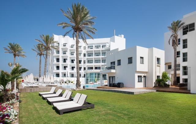 Фото 
Four Hearts - Acre&#39;s Sea Side Suite
