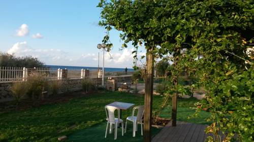 Фото 
Akko Gate Hostel
