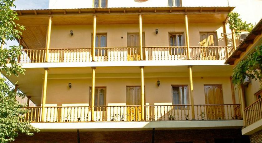 
Apartment on Aghmashenebeli Avenue
