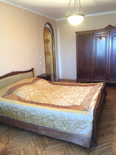 Фото 
Hotel Corner Inn
