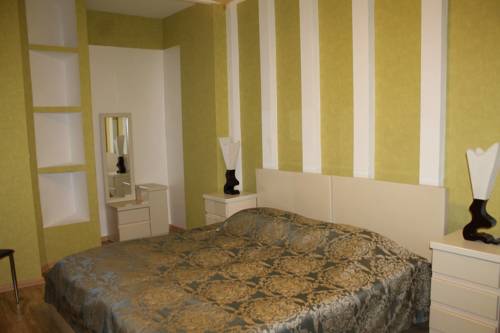 Фото 
Hotel Elegant
