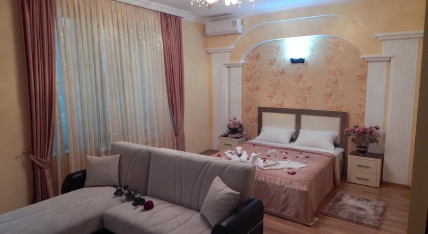 Фото 
Elma Hostel
