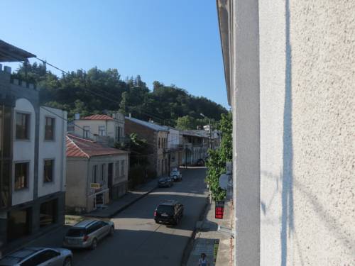 Фото 
Medico and Suliko Guest House
