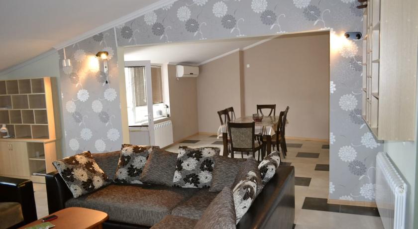 Фото 
Hostel Mana Kutaisi
