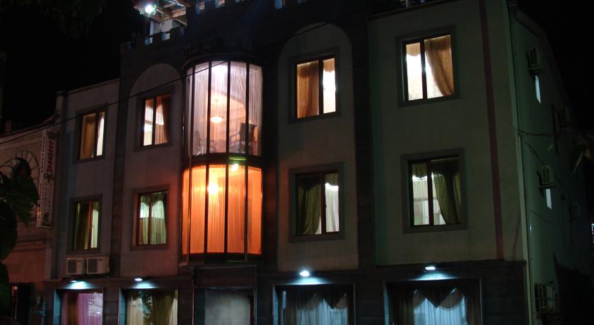 Фото 
Sweet Home Hostel
