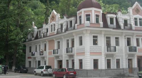 Фото 
Gio&#39;s Guest House
