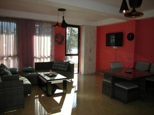 Фото 
Mgzavrebi Complex
